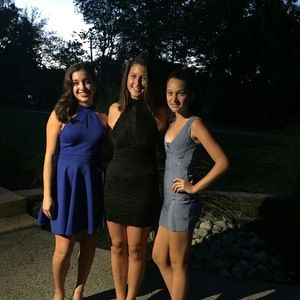 Meet your Posher, Caitlin